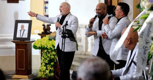 ¡Último adiós! El Gran Combo rinde emotivo homenaje a Rafael Ithier en la Catedral San Juan Bautista